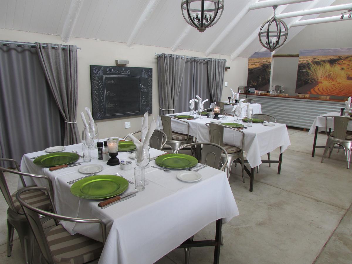 Kalahari Game Lodge Koës Buitenkant foto
